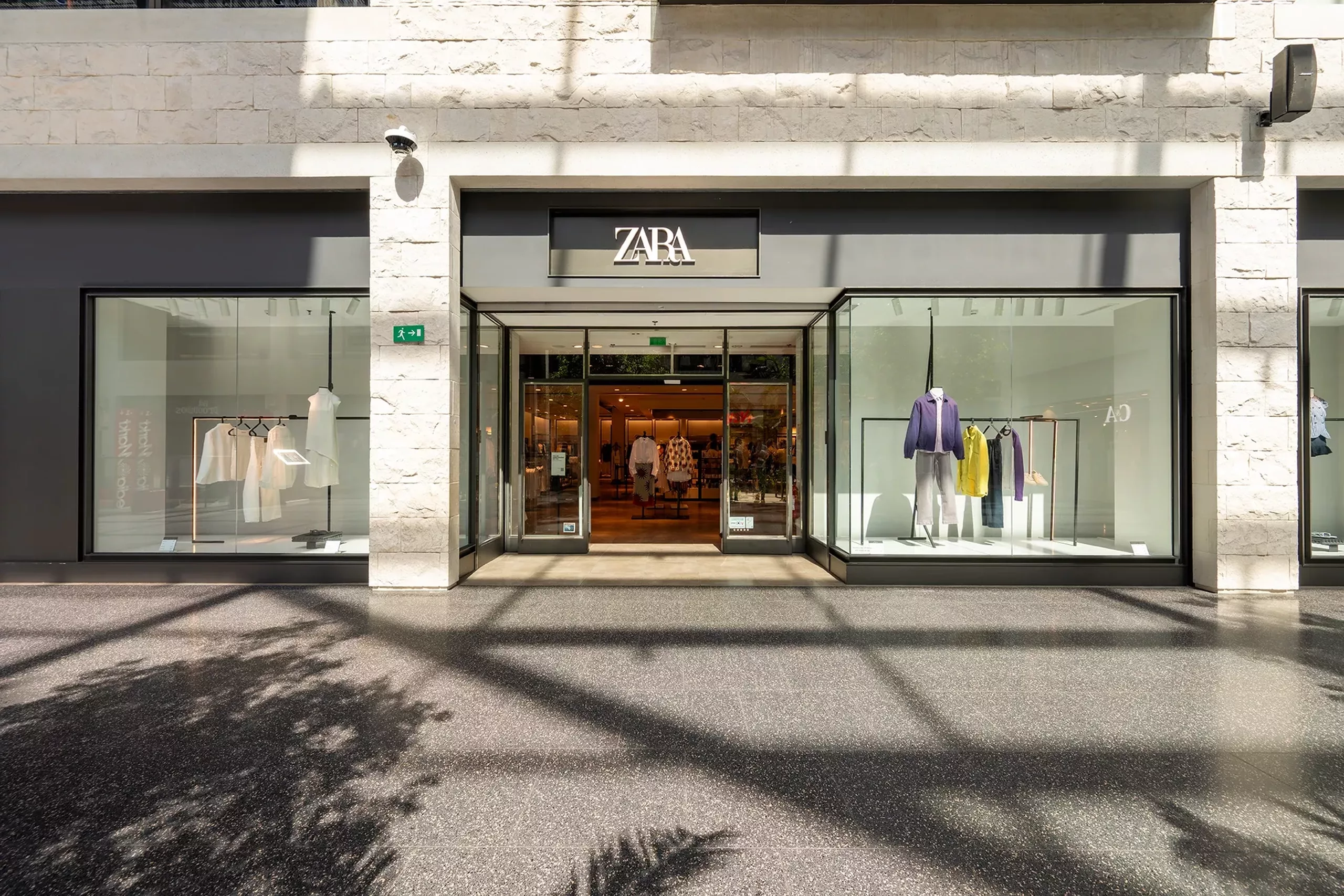 ZARA 1024x734